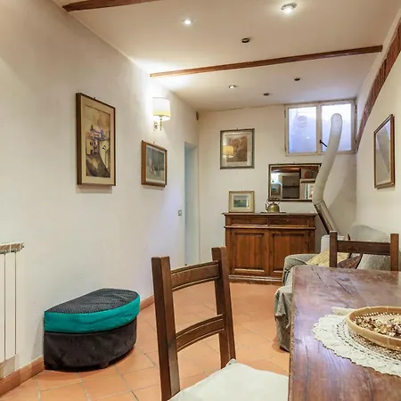 Romantic Santa Croce Apartment Florence